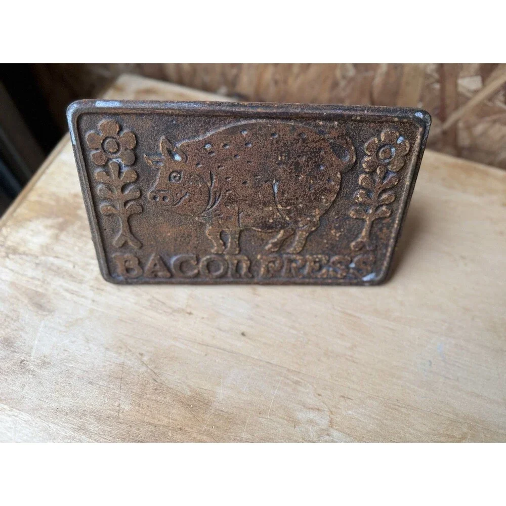 Vintage Cast Iron Bacon Press Wood Handle Cottage Farmhouse Primitive Pig Flower